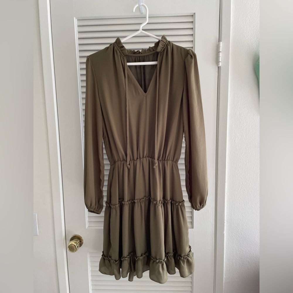 Relaxed fit long sleeve dress